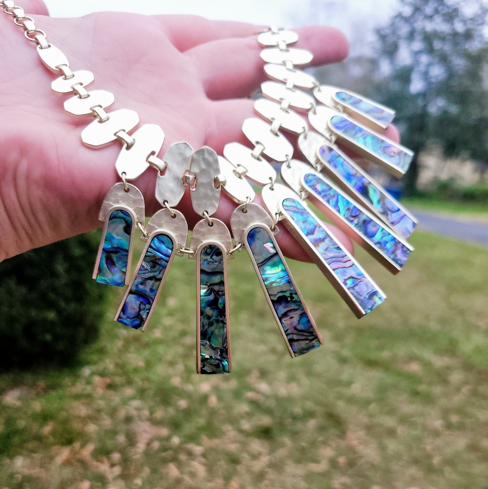 Kendra Scott Mimi Statement Necklace Abalone
